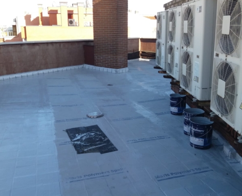 Soluciones profesionales para impermeabilizar cubiertas planas o inclinadas. Soluciones profesionales para impermeabilizar cubiertas planas o inclinadas.