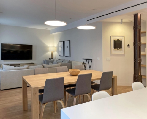 Espacios renovados con estilo y funcionalidad. Espacios renovados con estilo y funcionalidad.